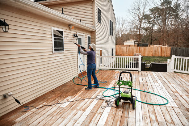 Fence Pressure Washing in Little Canada, MN